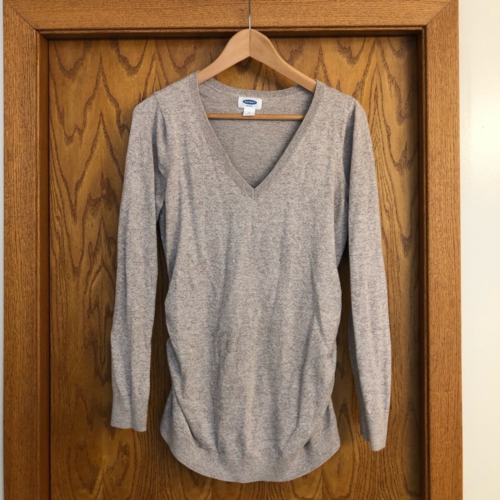 Old Navy v neck maternity sweater